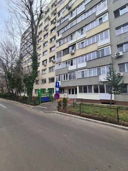 Berceni, aleea Raul Sadului.